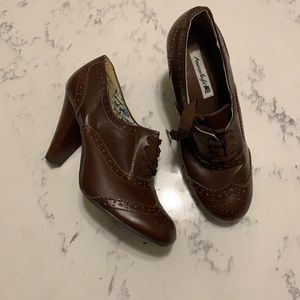 American Eagle AE Lace Up Oxford Ankle Boots